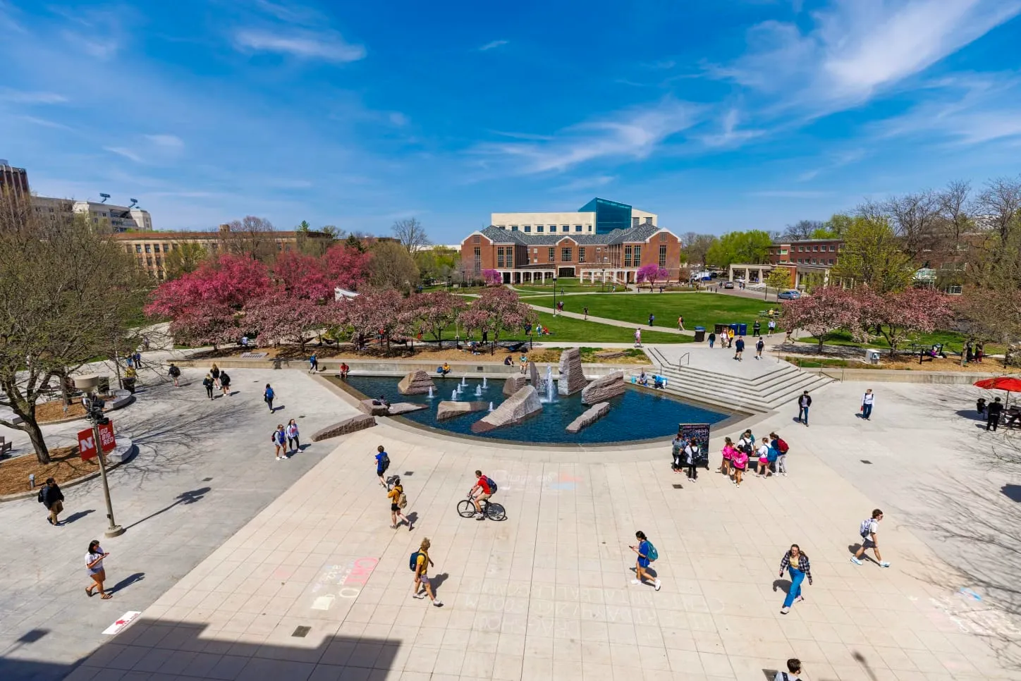 Khuôn viên xinh đẹp tại đại học Nebraska-Lincoln